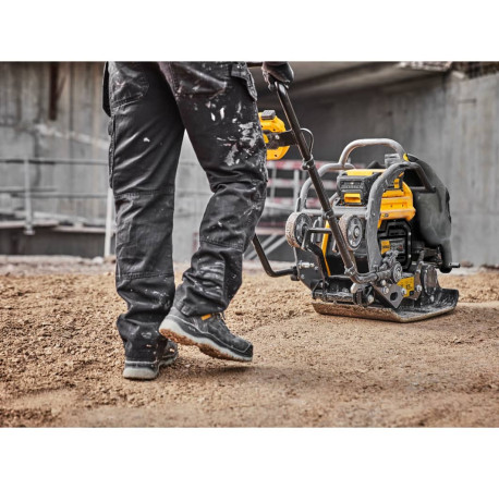 Вібраційна плита прямохідна акумуляторна POWERSHIFT DeWALT DCPS7154N 
