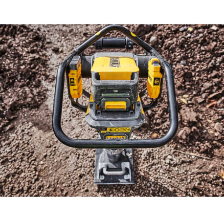 Вібротрамбовка акумуляторна POWERSHIFT DeWALT DCPS660N фото