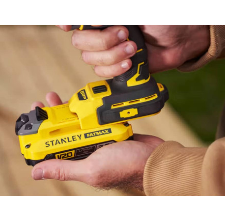 Шуруповерт аккумуляторный ударный Li-Ion 18В 2Ач Stanley Fatmax SFMCF820D2K с доставкой