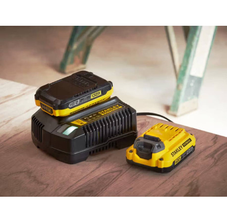 Шуруповерт аккумуляторный ударный Li-Ion 18В 2Ач Stanley Fatmax SFMCF820D2K с другого ракурса
