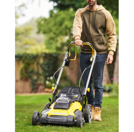 Газонокосарка акумуляторна 51см Li-lon 18В 4Аг Stanley Fatmax SFMCMWS251M вартість
