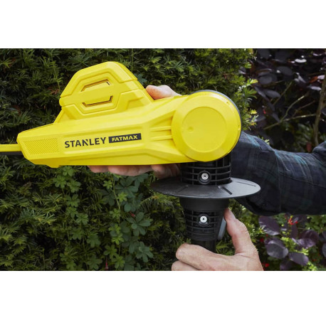 Кущоріз акумуляторний зі штангою Li-Ion 18B 4Аг Stanley Fatmax SFMCPH845M1 В Тулс ДеВолт