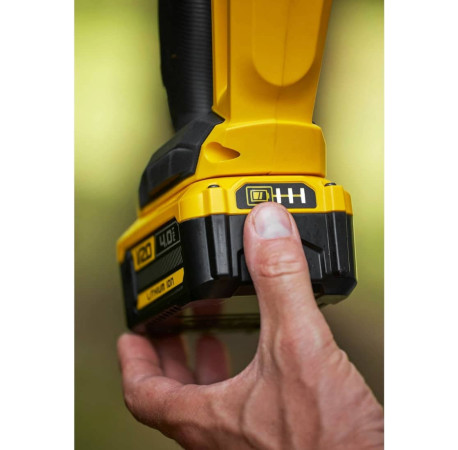 Кусторез аккумуляторный Li-Ion 18B 4Ач Stanley Fatmax SFMCHT855M1 цена