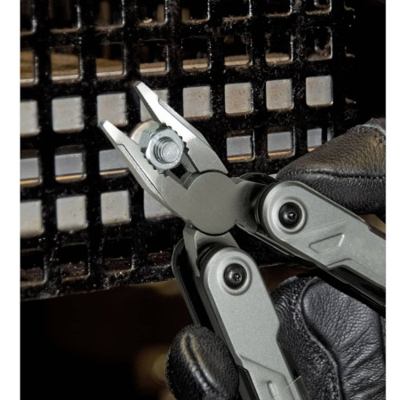 Універсальний інструмент Multi-Tool 16 функцій мультитул Stanley FMHT0-72414 В Тулс ДеВолт