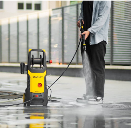 Мийка високого тиску електрична 1.9кВт 150бар Stanley SXPW19B-E В Тулс ДеВолт