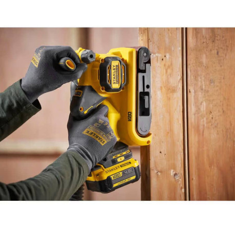 Шлифмашина ленточная аккумуляторная Li-lon 18B Stanley Fatmax SFMCW223B с другого ракурса