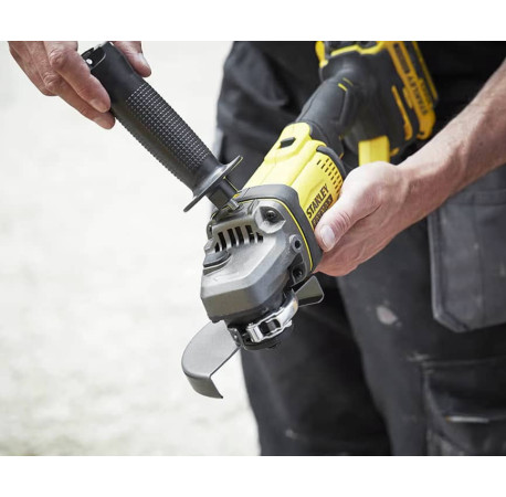 Кутова шліфмашина Болгарка акумуляторна Li-lon 18B 125мм 8500об Stanley Fatmax SFMCG400B з іншого ракурсу