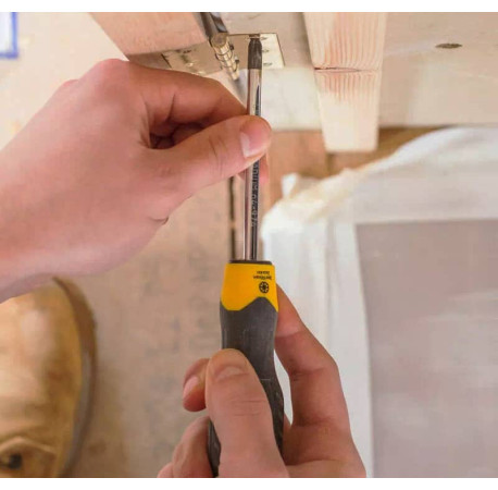 Викрутка хрестова Cushion Grip 60 мм Ph0 Stanley 1-64-930 в магазині Tools DeWalt