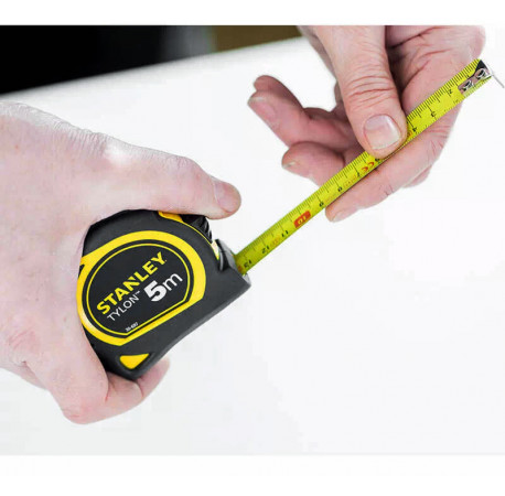 Рулетка измерительная Tylon 5 м пластмассовый прорезиненный корпус Stanley 0-30-697 цена