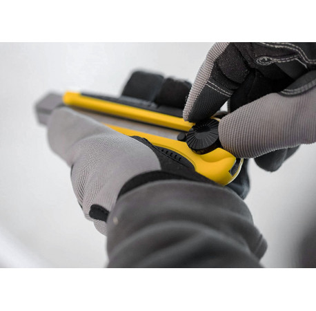 Ніж DynaGrip будівельний сегментний 180 мм лезо 25 мм Stanley 0-10-425 в магазині Tools DeWalt