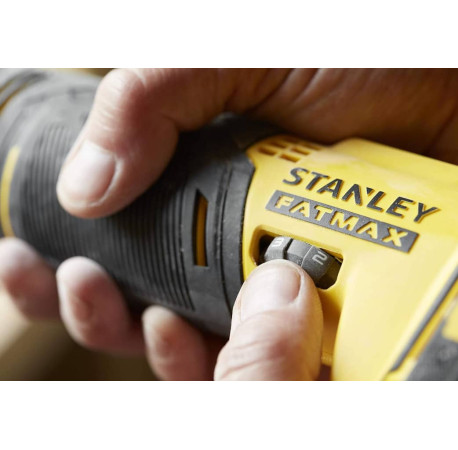 Багатофункціональний інструмент акумуляторний реноватор Li-Ion 18В Stanley Fatmax SFMCE500B в магазині Tools DeWalt