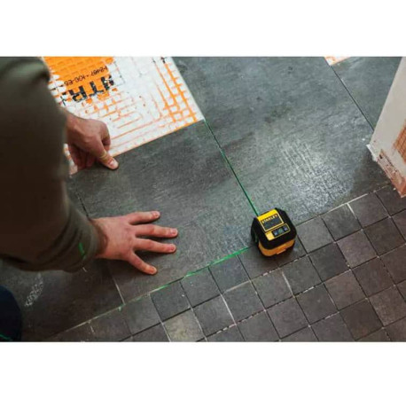 Рівень лазерний Cross 90 Cross Line Green Beam Laser Level Stanley STHT77592-1 В Тулс ДеВолт