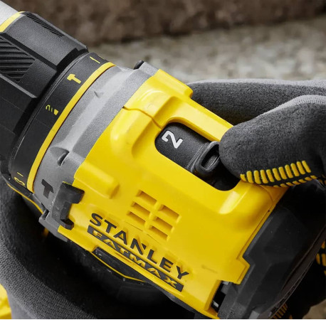 Дриль-шуруповерт акумуляторний ударний Li-lon 18В 2Аг 80Нм STANLEY Fatmax SFMCD721D2K в магазині Tools DeWalt