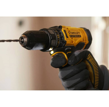 Дрель-шуруповерт аккумуляторный Li-lon 18В 1.5Ач 50Нм STANLEY Fatmax SFMCD700C2K с доставкой