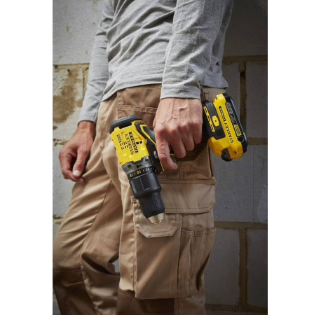 Дриль-шуруповерт акумуляторний ударний Li-lon 18В 2Аг 60Нм STANLEY Fatmax SFMCD715D2K 