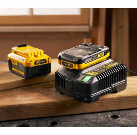 Зарядний пристрій Li-Ion 18В Stanley Fatmax SFMCB14 В Тулс ДеВолт