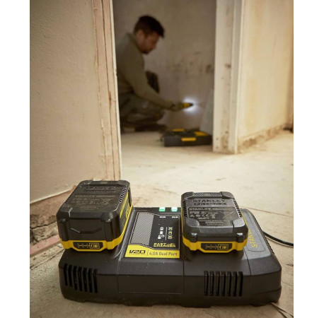 Зарядний пристрій Li-Ion на 2 акумулятора 18В Stanley Fatmax SFMCB24 в магазині Tools DeWalt