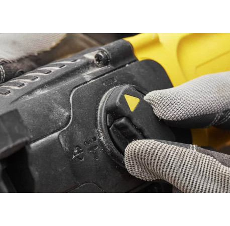 Перфоратор мережевий SDS-Plus 800Вт 2.4Дж Stanley Fatmax SFMEH210K купити