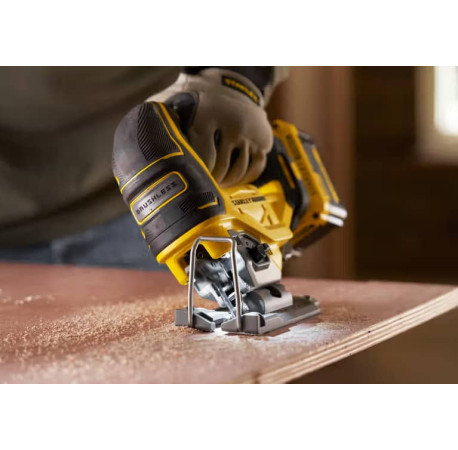 Пила лобзикова акумуляторна Li-lon 18В 4Аг Stanley Fatmax SFMCS650M2K каталог
