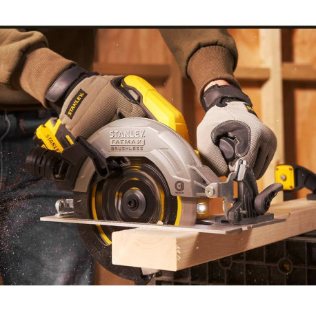 Пила циркулярная аккумуляторная Li-lon 18В 190мм Stanley Fatmax SFMCS550B 