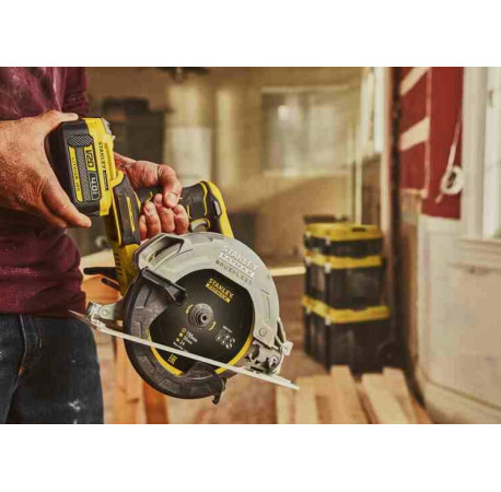 Пила циркулярная аккумуляторная Li-lon 18В 190мм Stanley Fatmax SFMCS550B 