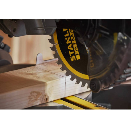 Пила торцовочная аккумуляторная Li-Ion 190мм 18В 4Ач Stanley Fatmax SFMCS701M1+SFMCS600B в магазине Tools DeWalt