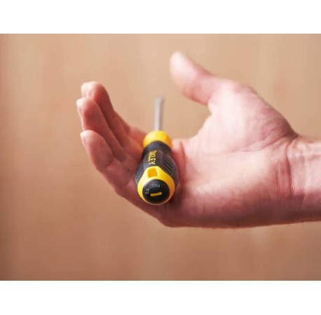 Викрутка Cushion Grip 100мм з паралельним жалом шліц SL4.0 Stanley STHT16195-0 в магазині Tools DeWalt